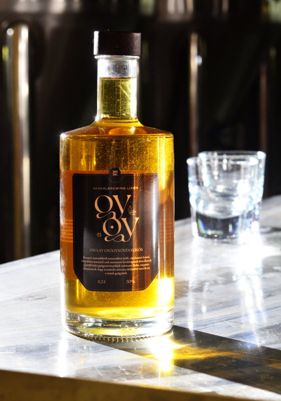 GyGy gyógynövénylikőr